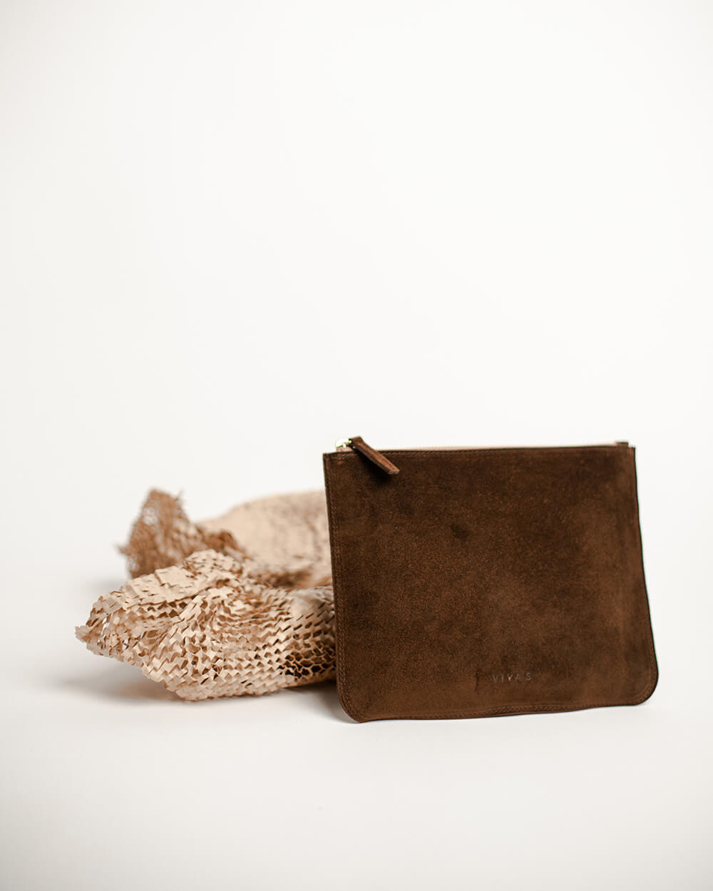POUCH BAG LARGE brown suede