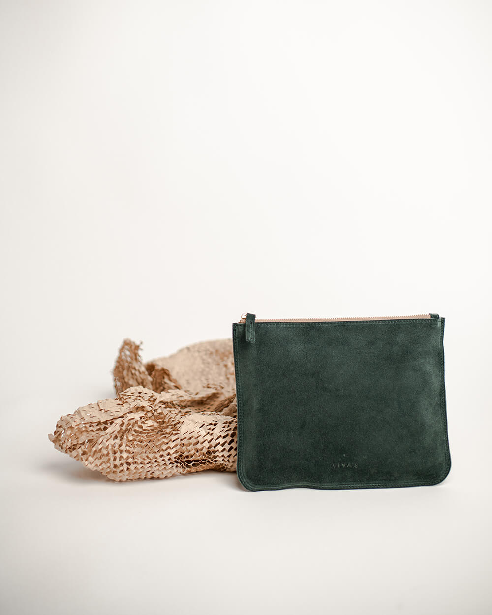 POUCH BAG LARGE green suede